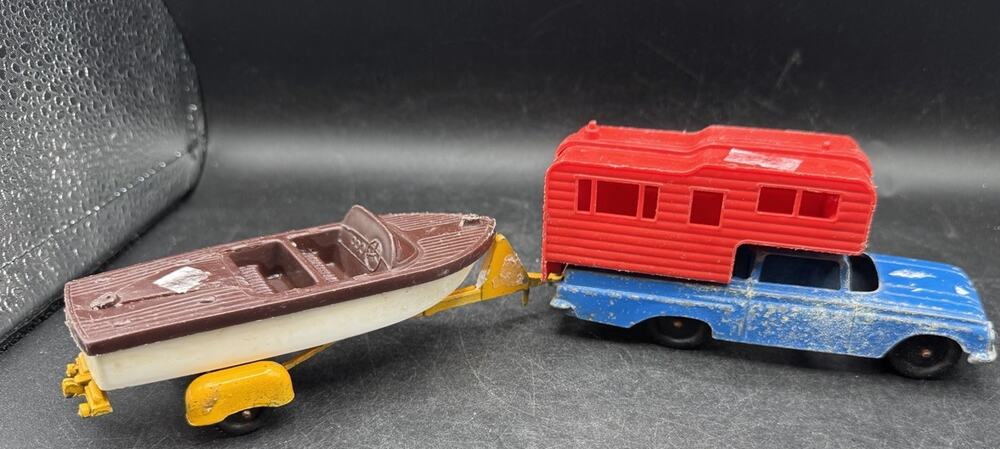 Vintage Tootsie Toy 1960 Chevrolet El Camino And Camper W/ Boat Trailer -T33